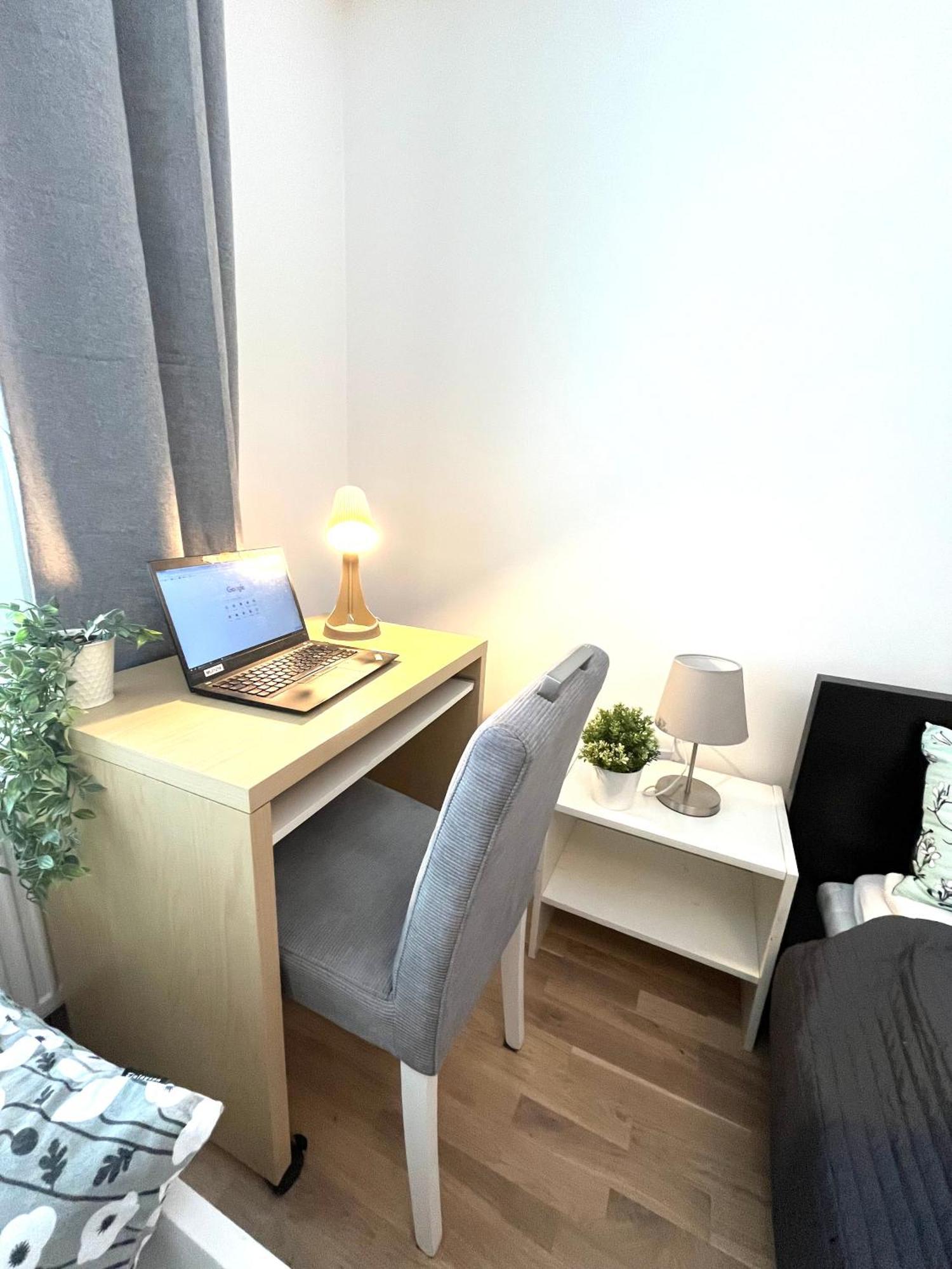 2Br Design Home 400 M From Train Station Tikkurila Vantaa Zewnętrze zdjęcie